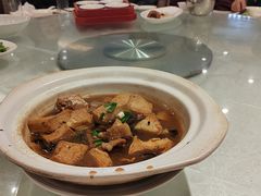 -品悦酒店(三林古镇店)