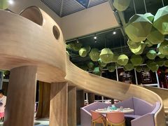 -水桶王国主题餐厅·聚会·生日派对·亲子活动·家庭套餐(亚龙湾希尔顿店)