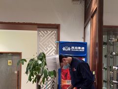 -京尊烤鸭店JINGZUN(春秀路店)