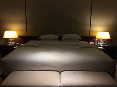 -广州天河希尔顿酒店