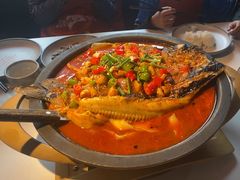 -鸣记脆皮烤鱼(三八广场店)