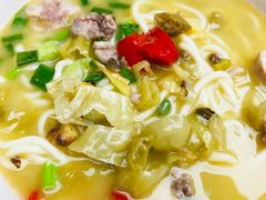泡椒兔丁面-张记老成都杂酱面红油水饺(南虹雅园店)