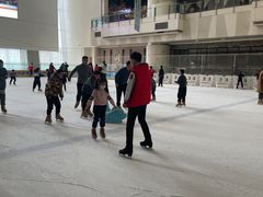 -冰纷万象滑冰场(二七万象城店)