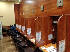 等位区-独食火锅·半米屋台(直营总店)