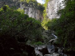 -龙水峡地缝景区