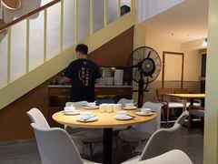 -关东小磨东北菜(上海长风大悦城店)