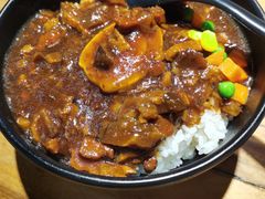 冠军卤肉饭-华餐馆(莫邪路店)