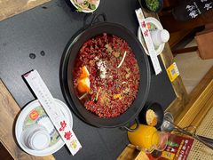 -沸炉重庆老火锅(军事博物馆店)