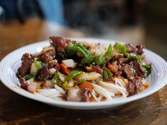 -歹歹的加个面过油肉拌面