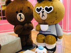-LINE FRIENDS Garosu-gil Flagship Store