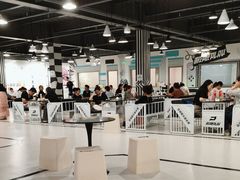 -极限PLAY运动娱乐新世界·团建派对潮玩休闲馆·室内蹦极高空游乐园