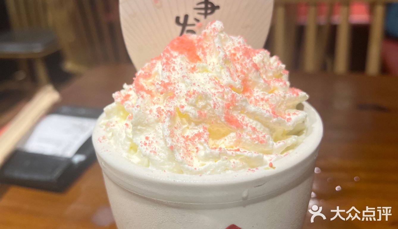 过分！龙猫陪吃饭！还有零食任吃！