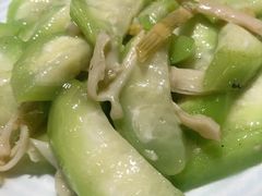 笋干丝瓜-老头儿油爆虾·知味杭州(爱琴海购物中心)