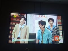 -万泊酒店(长沙五一广场国金中心店)