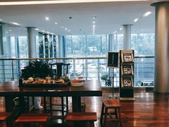 -泰州之星奔驰4S店(海陵店)