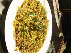 笨豆芽炒粉-金掌勺东北菜(格兰晴天店)