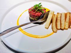 牛肉塔塔配牛油果黑橄榄酱-Solo(衡山路店)