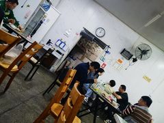 -瑜瑜饭馆