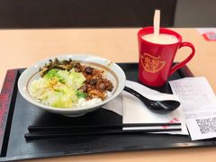 台式卤肉饭-永和大王(香缤店)