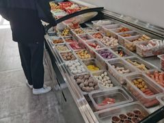 自助取餐区-锅神麻辣烫