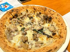 黑松露菌菇披萨-Pizzeria da Nicola·火炉披萨(中大国际店)