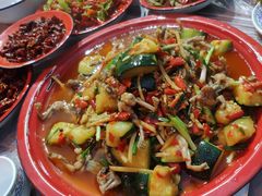 小南瓜烧奇猫儿-拈一筷子·宜宾江湖菜(十一街店)