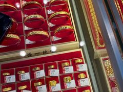 -恒一珠宝·回收黄金钻石奢侈品(灵岩南路店)