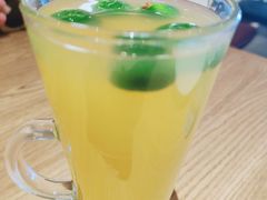 -必胜客(欧亚卖场店)