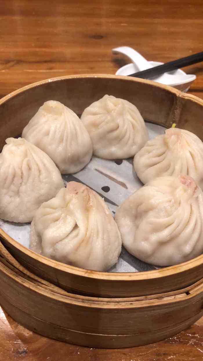 富麦小笼(天山西路店)-"上次是和老妈一起去的,点了一客富春小笼还.