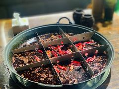 -铜元老码头鳝鱼火锅