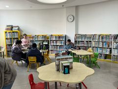 -芷江西路街道图书馆