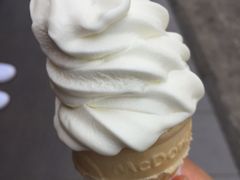 -麦当劳(金狮广场店)