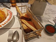 -太食獸泰式茶餐厅(艾尚天地店)