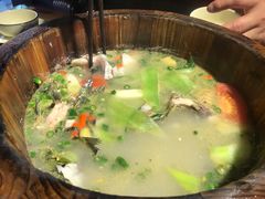 -秋语木桶鱼.酸菜鱼(开发区火车站店)