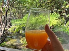 -Chom Cafe and Restaurant