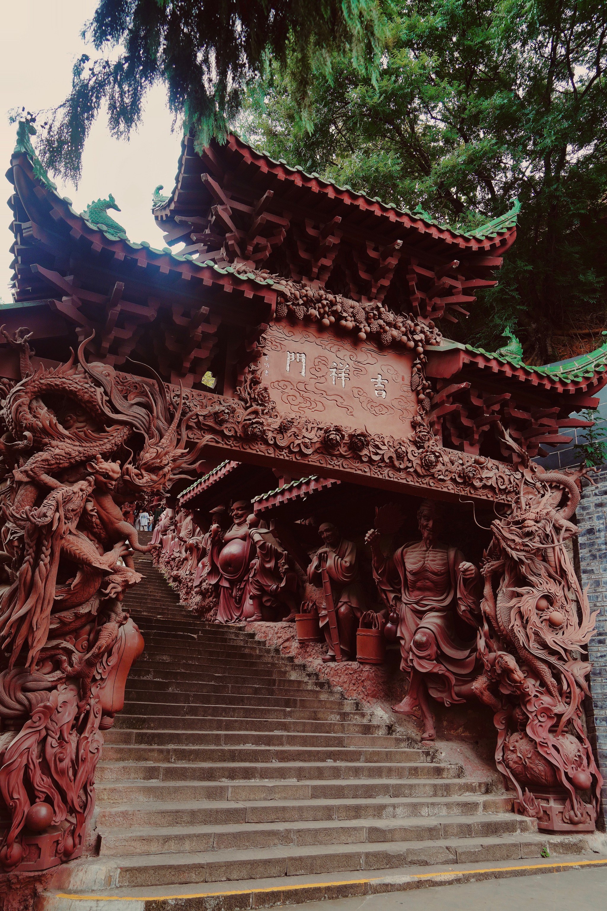 绵阳圣水寺罗汉寺