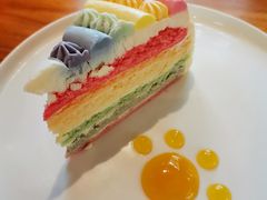 彩虹芝士蛋糕-more than meow吴止猫主题餐厅(承德 中船汇店)