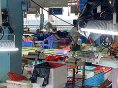 -霞涌市场海鲜摆卖区