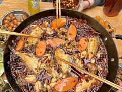 -鸿顺老铁锅美蛙鱼府(解放碑店)