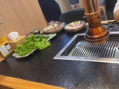 -臻牛烤肉