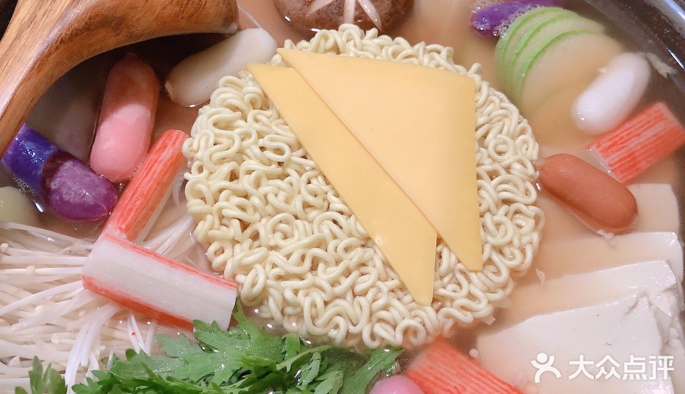 小木屋韩料。