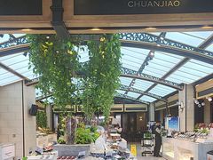 -川骄海鲜自助(王府井奥莱UP TOWN店原世界之花店)