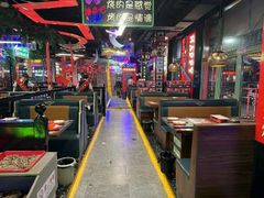 -路边边.炒菜烧烤.音乐餐厅(良乡长虹店)