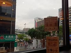 -必胜客(机场路店)