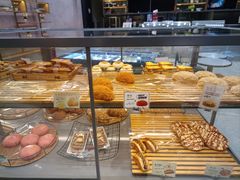 -面包新语(融创茂店)