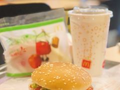 -麦当劳(金狮广场店)