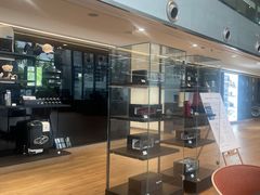 -奔驰上海利星(七宝店)