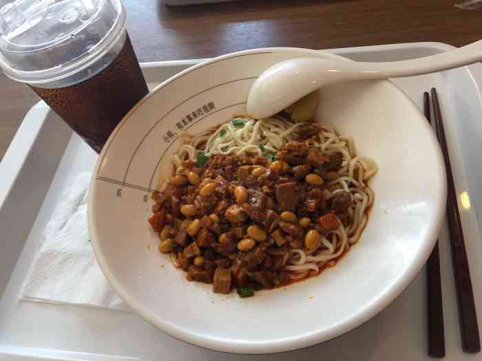 打分 最近五芳斋充值火爆 导致就餐的人也多了 八宝酱丁捞面味道很