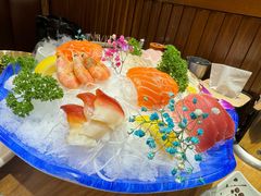 -青瓦餐厅·生鱼片·韩园烤肉(西塔店)