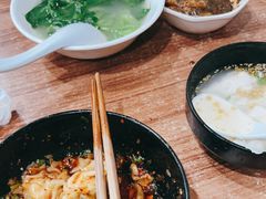 -继红顺河抄手名小吃